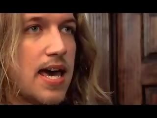 Joe And Brian open A Gay sex clip (Parody)