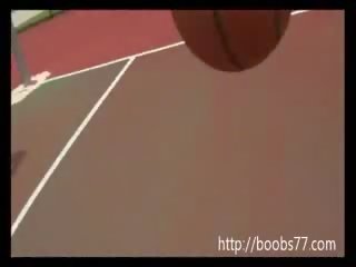 Inviting chica Juggs out on basketball court