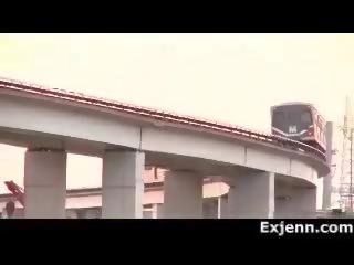 জুঁই ভালেনতৈন্ স্তন্যপান দোষ উপর ঐ rail track